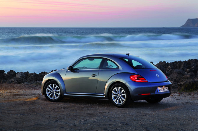 Volkswagen Beetle 2.0 TSI DSG Sport Volkswagen Beetle 2.0 TSI DSG Sport