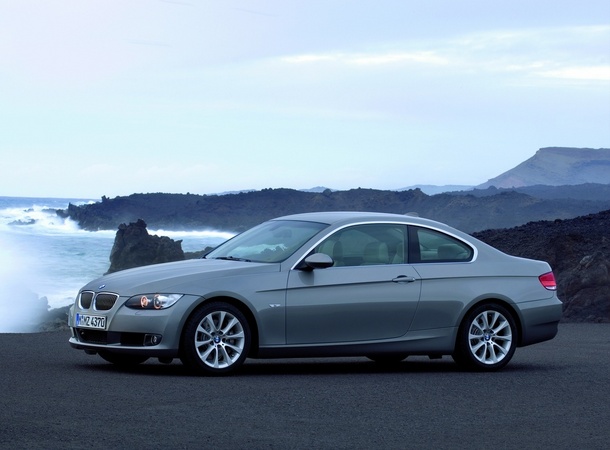 BMW 320i Coupé BMW 320i Coupé
