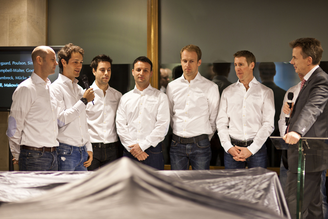 A equipa contratou Bruno Senna para conduzir um dos carros A equipa contratou Bruno Senna para conduzir um dos carros