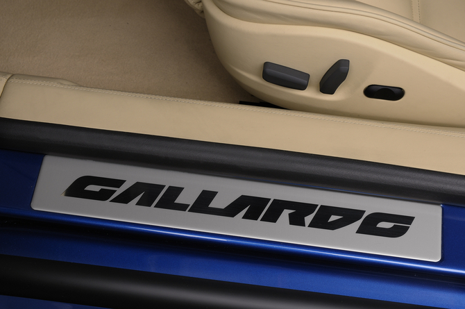 Lamborghini Gallardo LP 550-2 Spyder Lamborghini Gallardo LP 550-2 Spyder