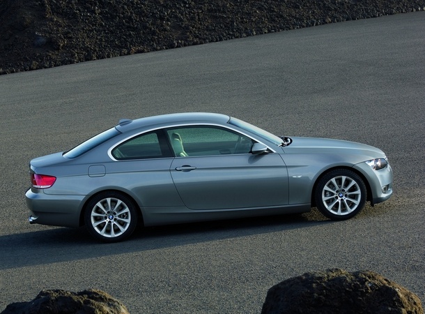 BMW 320i Coupé Automatic BMW 320i Coupé Automatic