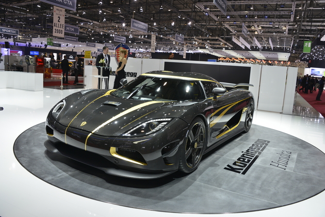 O carro é baseado no Agera S O carro é baseado no Agera S