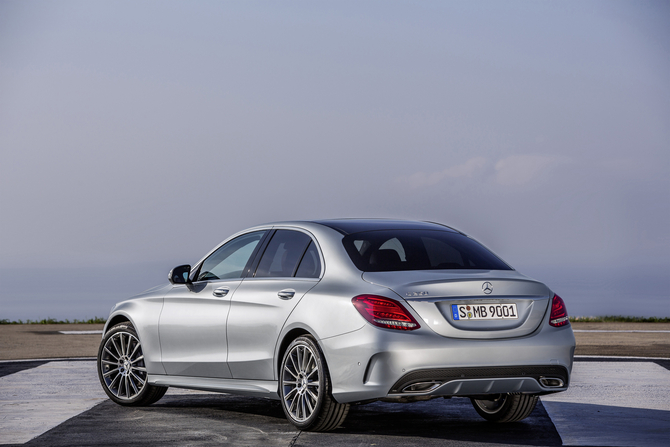 Mercedes-Benz C-Class 5 Mercedes-Benz C-Class 5
