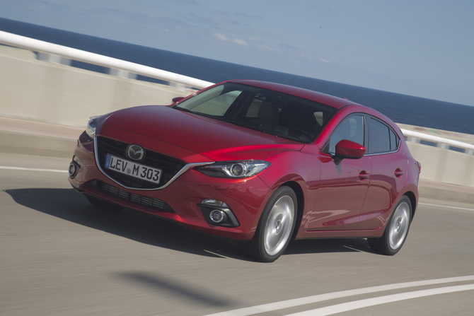 Mazda 3 Skyactiv-G Mazda 3 Skyactiv-G