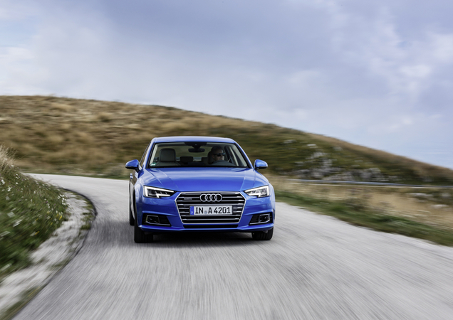 Audi A4 2.0 TDI S tronic Design Audi A4 2.0 TDI S tronic Design