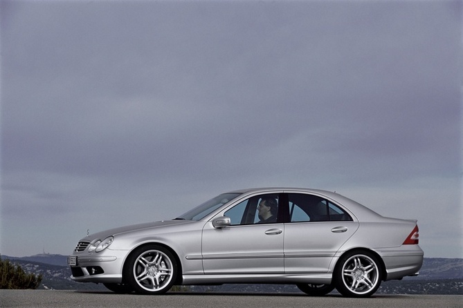 Mercedes-Benz C 55 AMG Mercedes-Benz C 55 AMG