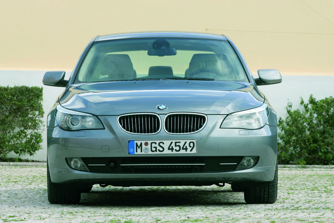BMW 530i xDrive Executive (E60) BMW 530i xDrive Executive (E60)