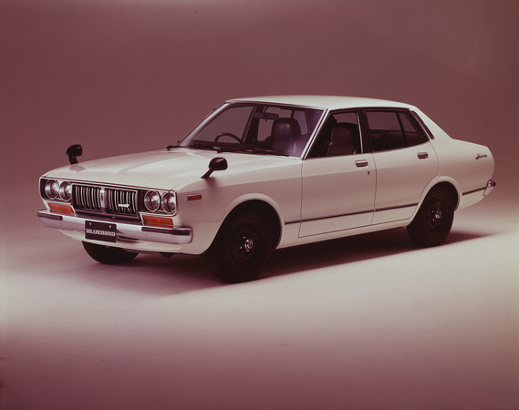 Nissan Bluebird Sedan 1800 SSS-E Nissan Bluebird Sedan 1800 SSS-E