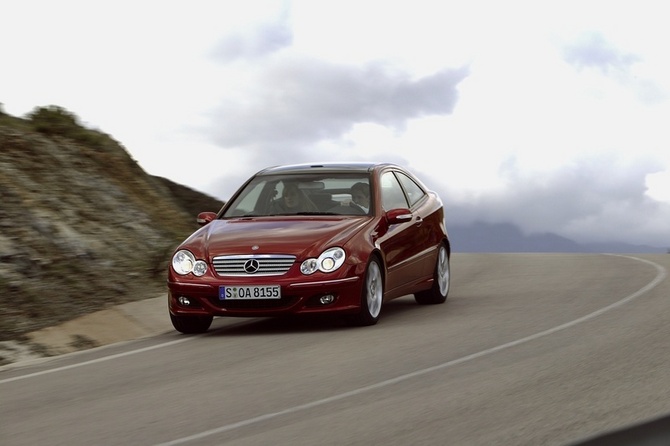 Mercedes-Benz C 230 Sportcoupé Mercedes-Benz C 230 Sportcoupé