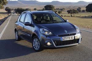 Renault Clio III Break 1.5 dCi 85cv ECO2 Dynamique S (09)