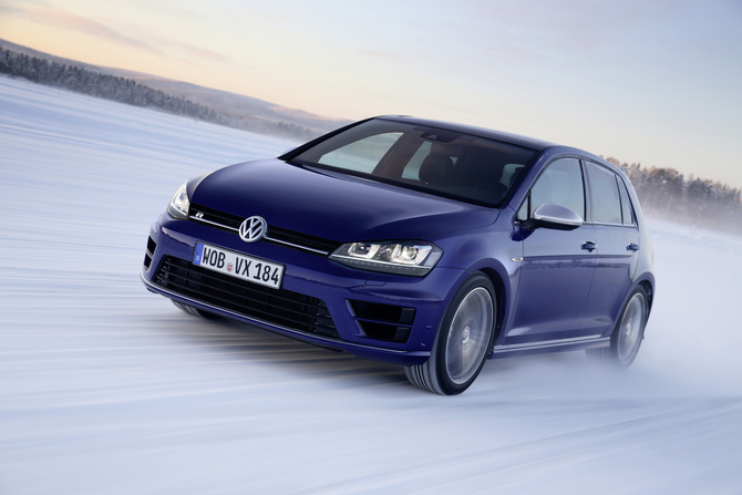 Volkswagen Golf R DSG Volkswagen Golf R DSG