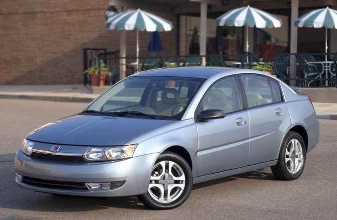 Saturn ION Sedan Automatic Saturn ION Sedan Automatic