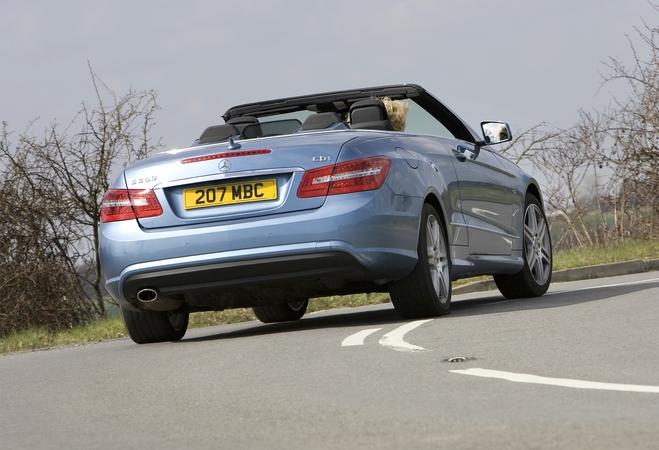 Mercedes-Benz E250 Cabriolet CDI BlueEFF. Sport Mercedes-Benz E250 Cabriolet CDI BlueEFF. Sport