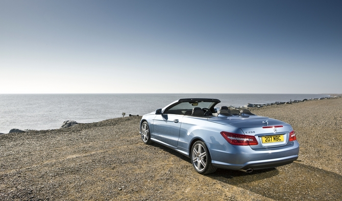 Mercedes-Benz E250 Cabriolet CDI BlueEFF. Sport Mercedes-Benz E250 Cabriolet CDI BlueEFF. Sport