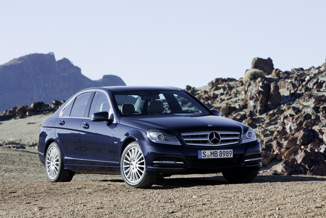 Mercedes-Benz C 300 CDI BlueEfficiency Avantgarde 4Matic Mercedes-Benz C 300 CDI BlueEfficiency Avantgarde 4Matic