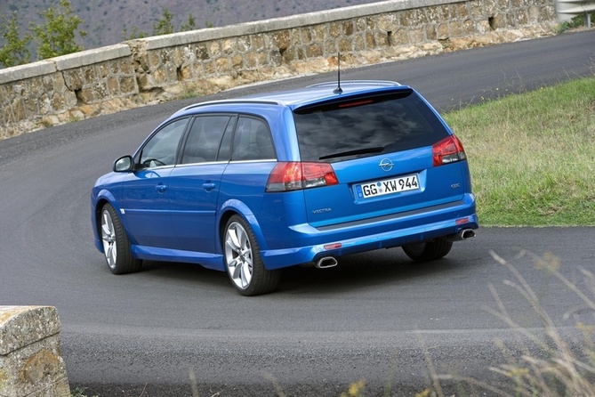 Opel Vectra Caravan OPC Automatic Opel Vectra Caravan OPC Automatic