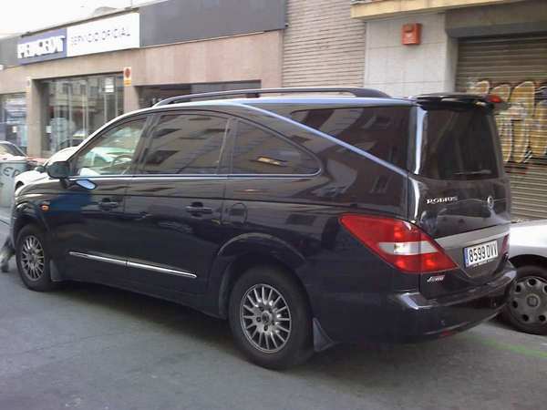 Ssangyong Rodius 270 Xdi 4WD Automatic Ssangyong Rodius 270 Xdi 4WD Automatic