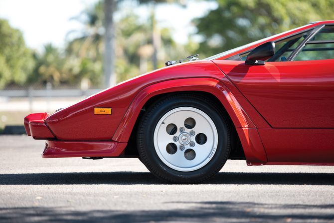 Lamborghini Countach LP5000S QV Lamborghini Countach LP5000S QV