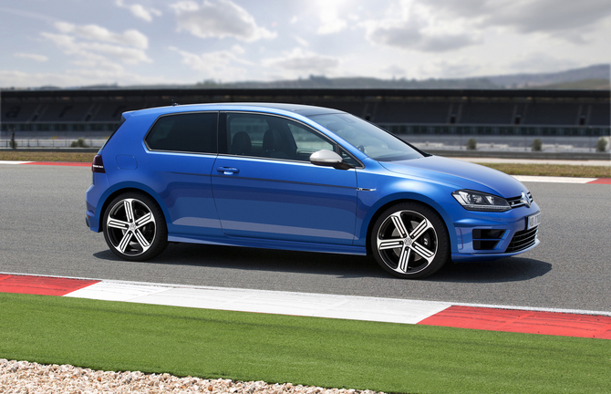 Volkswagen Golf R DSG Volkswagen Golf R DSG