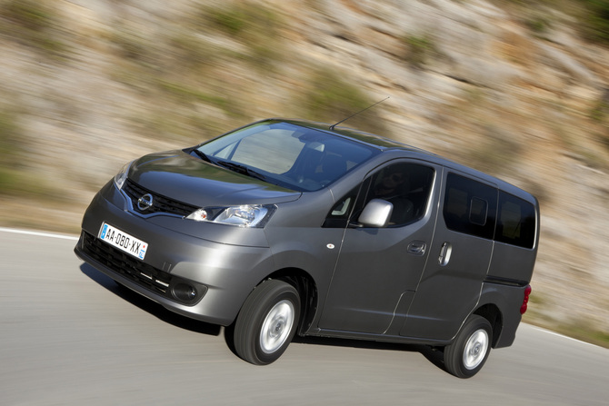 Nissan NV200 Evalia 16V 110 Premium Nissan NV200 Evalia 16V 110 Premium