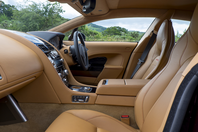 Aston Martin Rapide S Aston Martin Rapide S