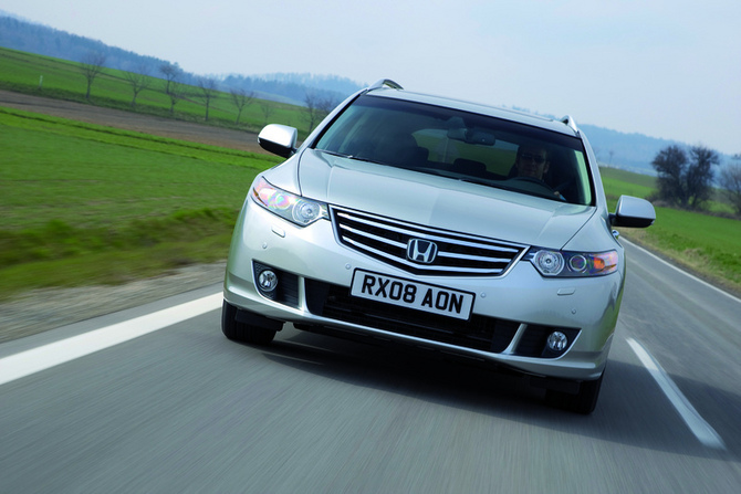 Honda Accord Tourer 2.2 i-DTEC Honda Accord Tourer 2.2 i-DTEC