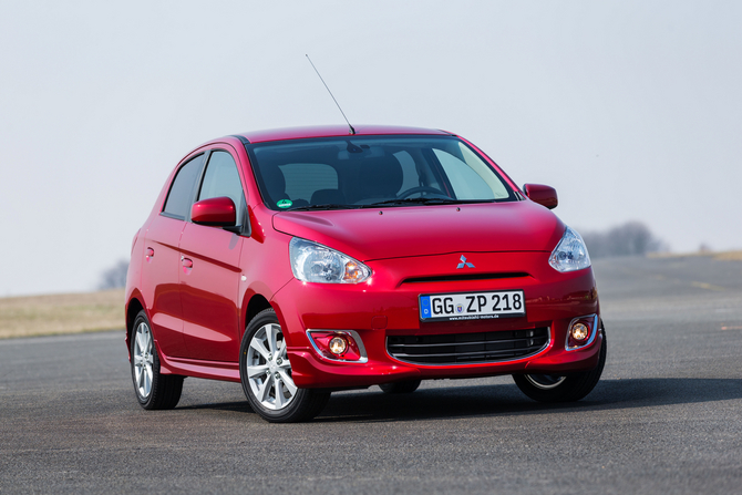 Mitsubishi Space Star 1.2 MIVEC Intense Mitsubishi Space Star 1.2 MIVEC Intense