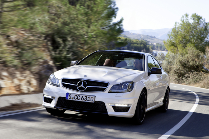 Mercedes-Benz C 63 AMG Coupé w/ Performance Package Mercedes-Benz C 63 AMG Coupé w/ Performance Package