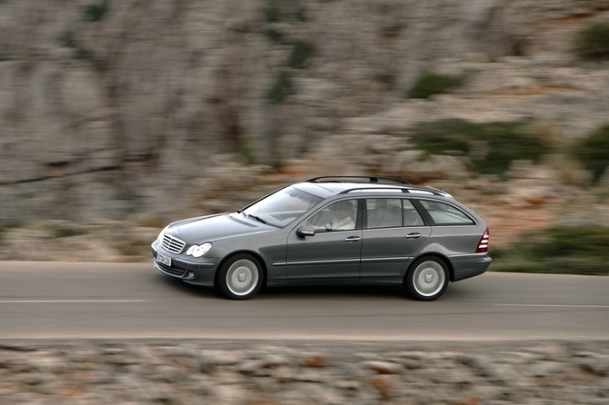 Mercedes-Benz C 320 Estate 4MATIC Mercedes-Benz C 320 Estate 4MATIC