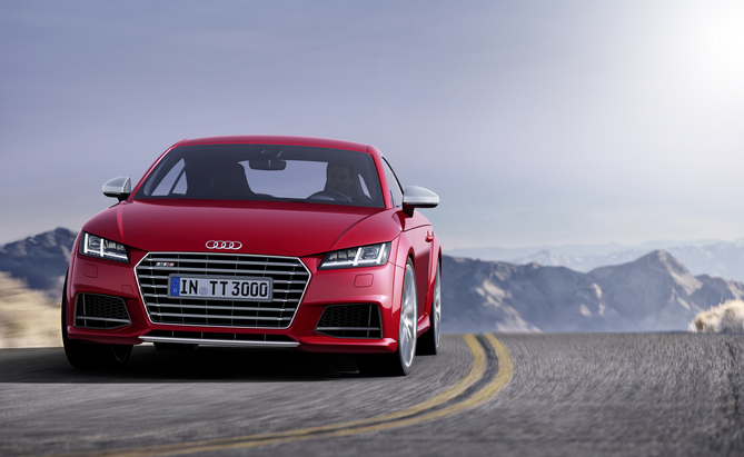 Audi TTS 2.0 TFSI Audi TTS 2.0 TFSI