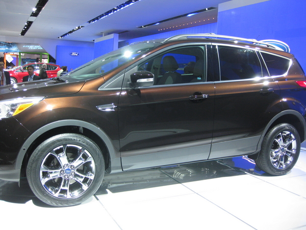 Ford Escape 2.5-liter I-4 Ford Escape 2.5-liter I-4