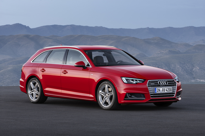 Audi A4 Avant 3.0 V6 TDI quattro S tronic Design Audi A4 Avant 3.0 V6 TDI quattro S tronic Design