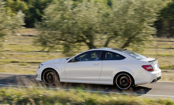 Mercedes-Benz C 63 AMG Coupé w/ Performance Package Mercedes-Benz C 63 AMG Coupé w/ Performance Package