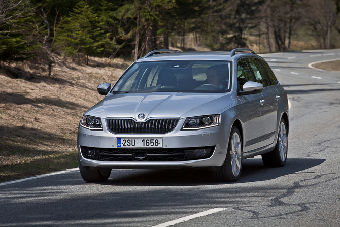 Skoda Octavia Break 4x4 2.0 TDI Elegance DSG Skoda Octavia Break 4x4 2.0 TDI Elegance DSG
