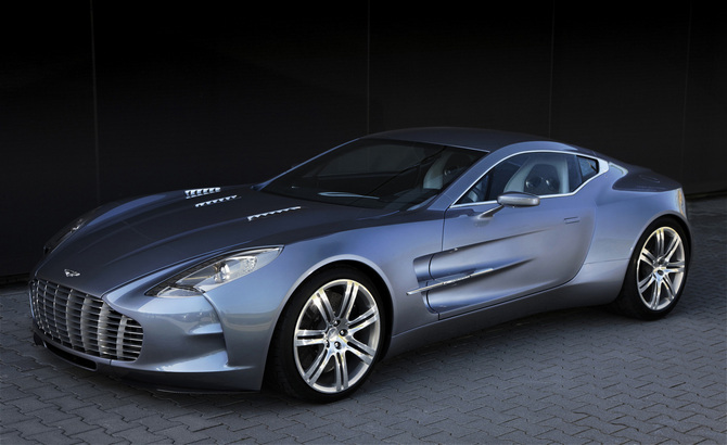 O One-77 foi um dos primeiros carros de estrada a utilizar esta tecnologia O One-77 foi um dos primeiros carros de estrada a utilizar esta tecnologia