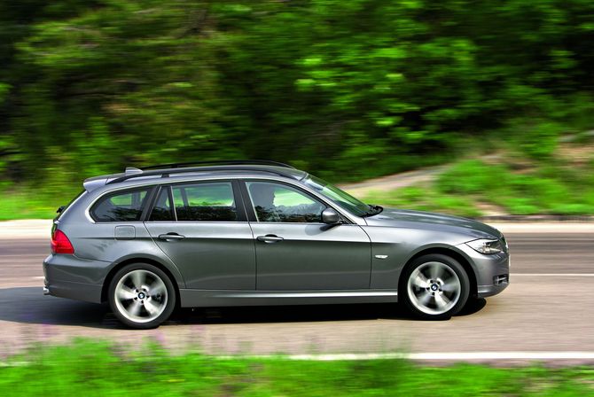 BMW 318i Touring Exclusive BMW 318i Touring Exclusive