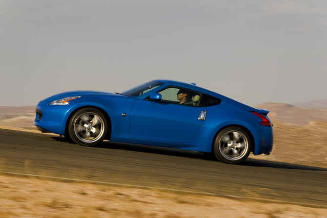 Nissan 370Z 3.7 331cv Pack A/T NAV JA19' Nissan 370Z 3.7 331cv Pack A/T NAV JA19'