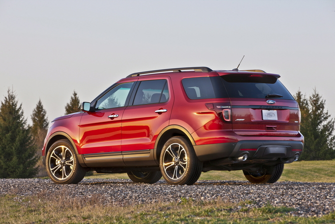 Ford Explorer Sport Bringing Twin-Turbo, 350hp V6 to SUV World Ford Explorer Sport Bringing Twin-Turbo, 350hp V6 to SUV World