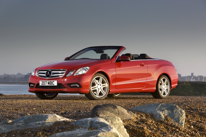 Mercedes-Benz E200 Cabriolet CGI BlueEFF. Sport Mercedes-Benz E200 Cabriolet CGI BlueEFF. Sport