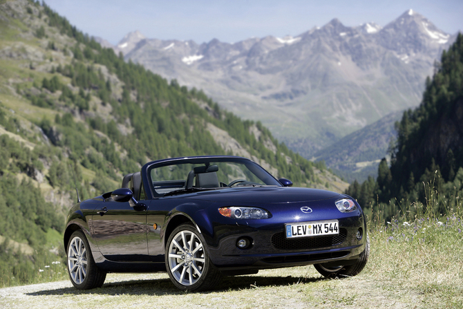 Mazda MX-5 Roadster Coupé 2.0 Mazda MX-5 Roadster Coupé 2.0