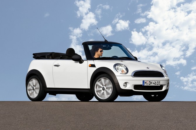 MINI (BMW) MINI One Convertible MINI (BMW) MINI One Convertible