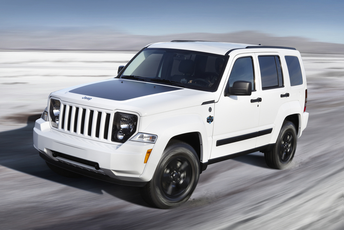 Jeep Wrangler and Liberty Arctic Editions Add Winter-Themed Exterior and Interior Jeep Wrangler and Liberty Arctic Editions Add Winter-Themed Exterior and Interior