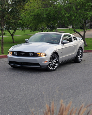 Ford Mustang V6 Coupé Ford Mustang V6 Coupé