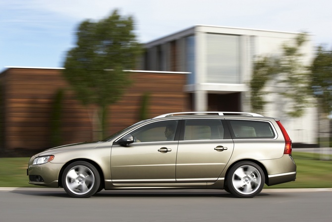 Volvo V70 D5 205cv R-Design Geartronic Volvo V70 D5 205cv R-Design Geartronic