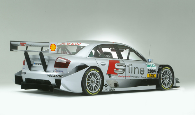 Audi A4 DTM 'R9' Audi A4 DTM 'R9'