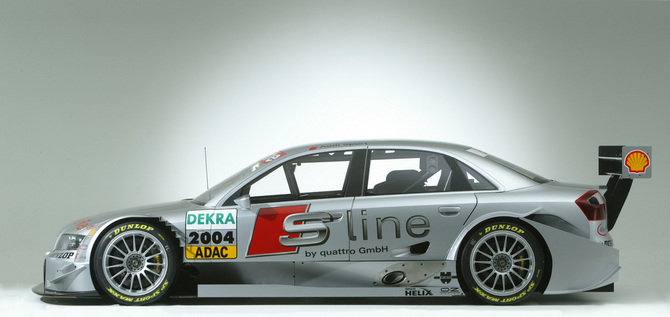 Audi A4 DTM 'R9' Audi A4 DTM 'R9'