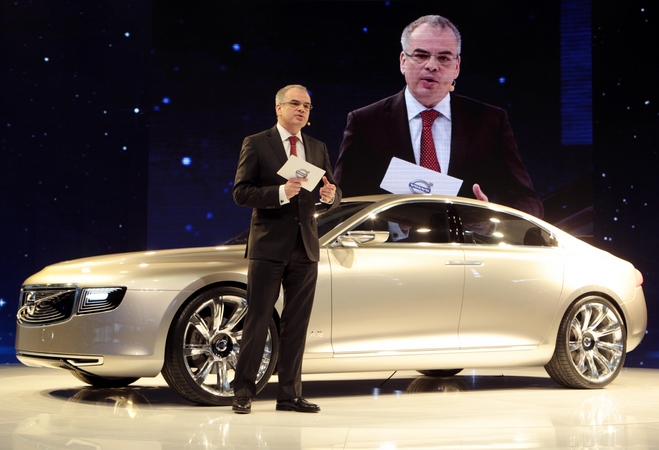 Na Volvo Jacoby foi substituído por Hakan Samuelsson Na Volvo Jacoby foi substituído por Hakan Samuelsson