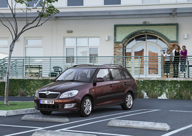 Skoda Fabia Combi 1.6 TDI Sport Skoda Fabia Combi 1.6 TDI Sport