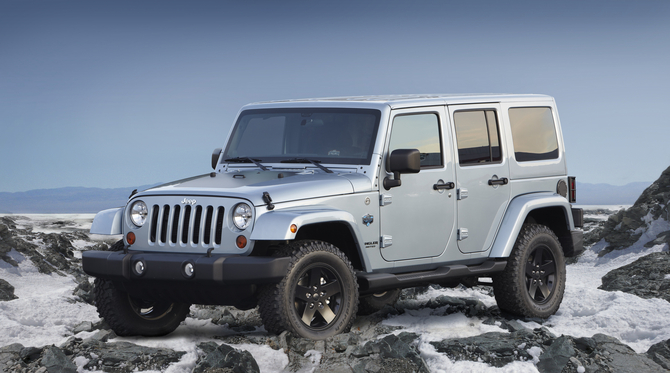 Jeep Wrangler and Liberty Arctic Editions Add Winter-Themed Exterior and Interior Jeep Wrangler and Liberty Arctic Editions Add Winter-Themed Exterior and Interior