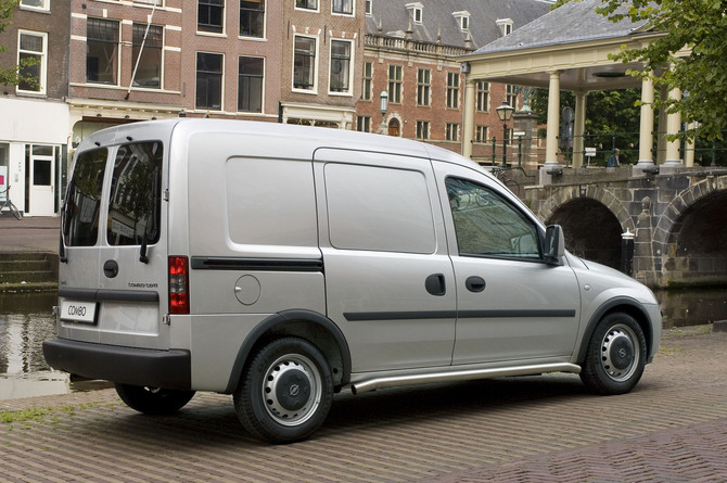 Opel Combo Van 1.3 CDTI DPF 75cv Opel Combo Van 1.3 CDTI DPF 75cv